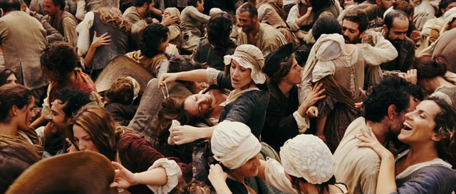 《香水》：嗅觉天才26场“香艳”谋杀，揭开资本追逐下的人性虚无