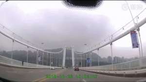 坠江(2018年大记事：一场争吵引发的悲剧，还原重庆万州公交坠江案)