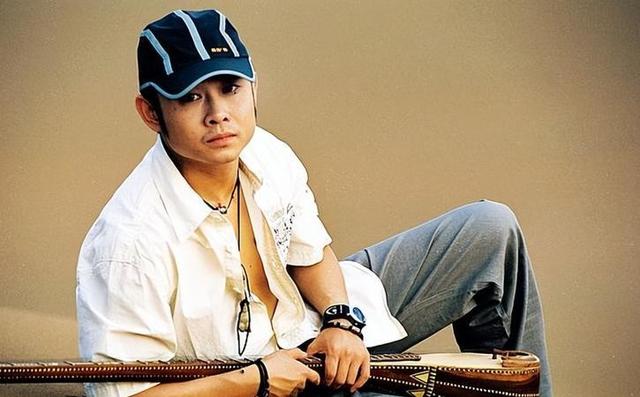 有大瓜！刀郎与徒弟云朵一刀两断，如今关系成谜，刀郎工作室回应