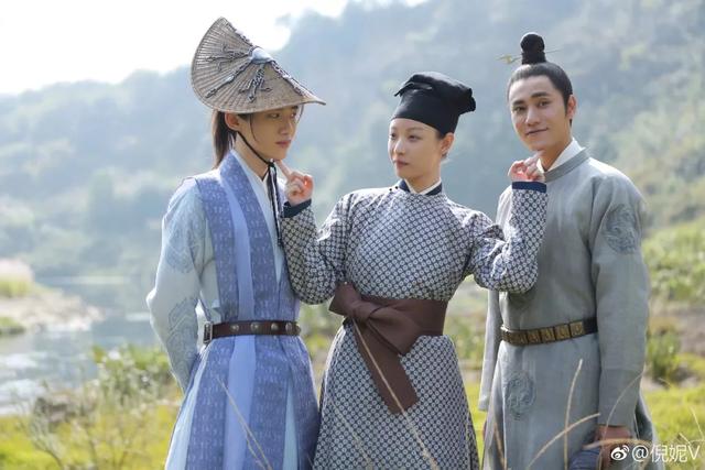 白敬亭演顾南衣被赞“神仙选角”，颜值高就适合演古装剧吗？