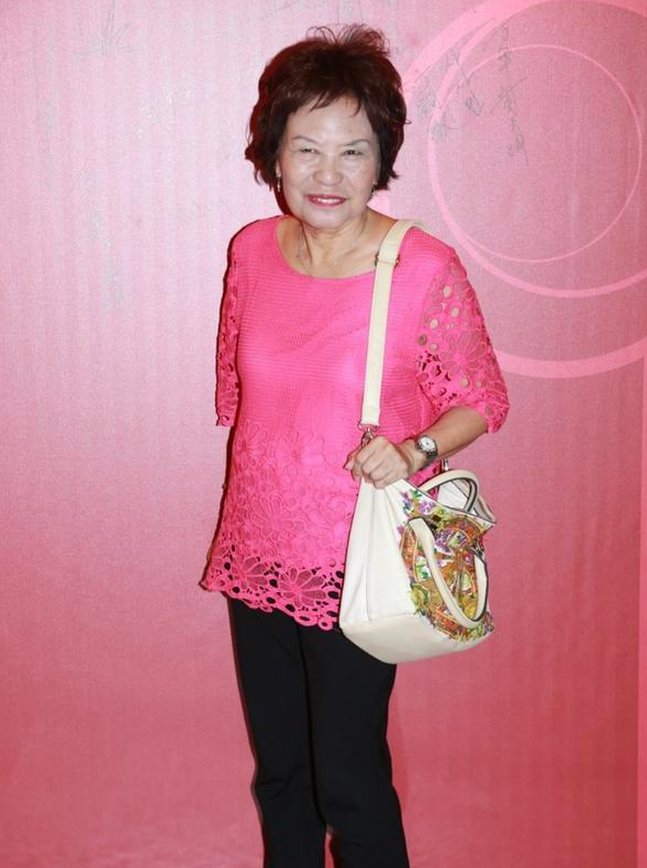 87岁无性无爱，为做慈善倾家荡产，明明长得丑却被称最美女神