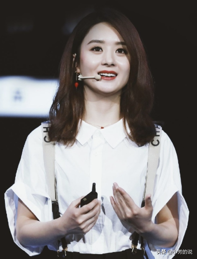 贵圈艺人学历:蔡徐坤王一博高中,黄明昊小学,还有小学没毕业的