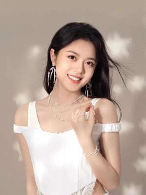 赵今麦年龄(新生00后花旦—赵今麦)