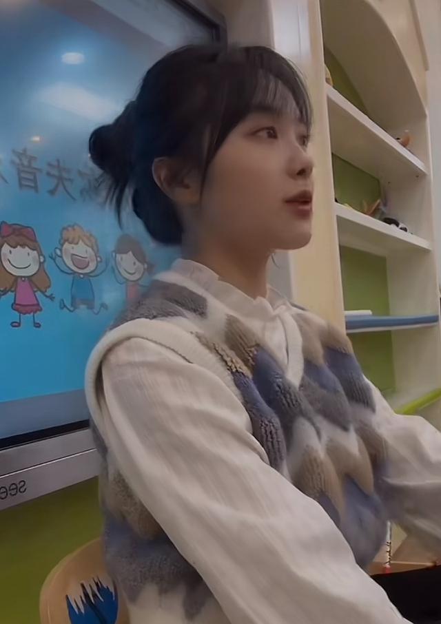 挖呀挖黄老师被造黄谣下海，大尺度聊天记录曝光，账号停更后离职