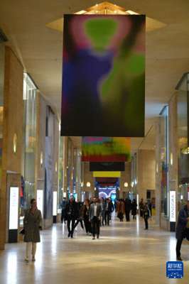 镜心(《镜心——欧洲人镜头下的上海大都市》摄影展在巴黎举行)