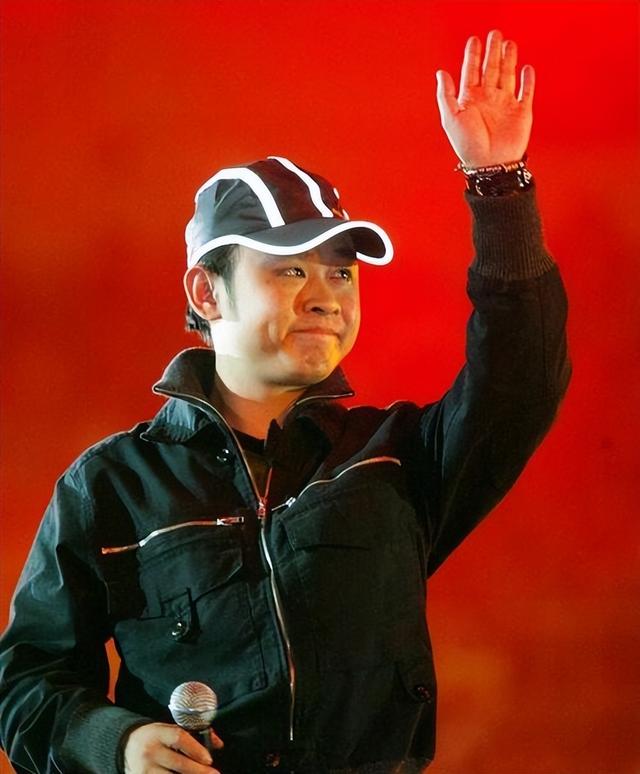 有大瓜！刀郎与徒弟云朵一刀两断，如今关系成谜，刀郎工作室回应