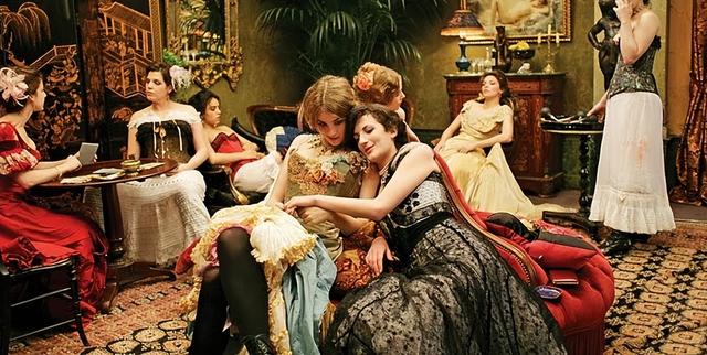 一晚赚上万,戛纳电影节钱色交易,成欧洲“高级陪客”赚钱天堂