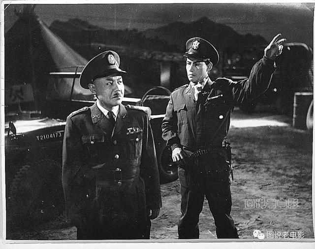 他是八一厂饰演美国人专业户，却是位传奇一生的革命军人、导演