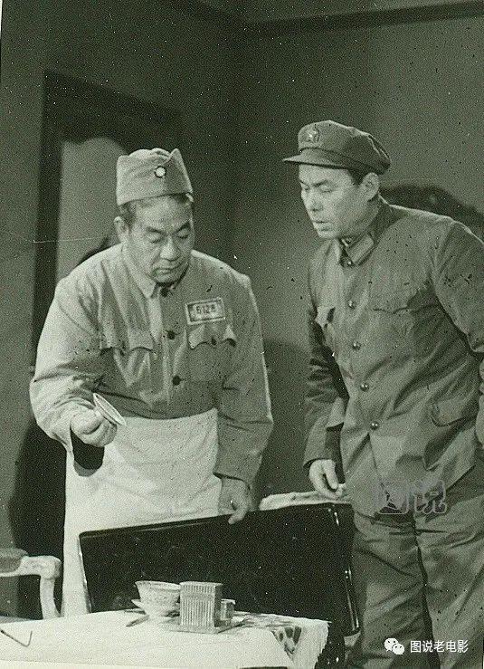 他是八一厂饰演美国人专业户，却是位传奇一生的革命军人、导演