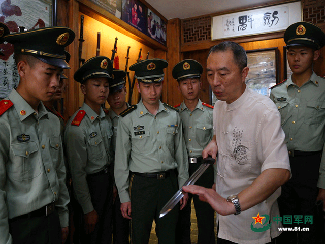 奋战七天抗击泥石流，忘不了那把湛卢剑