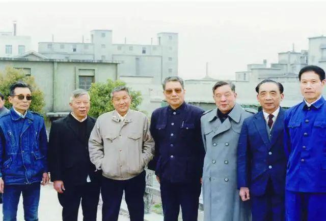 离蒋介石最近的一对“伪装者”，是他亲自面试录取的