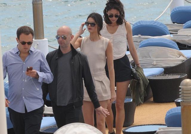 一晚赚上万,戛纳电影节钱色交易,成欧洲“高级陪客”赚钱天堂