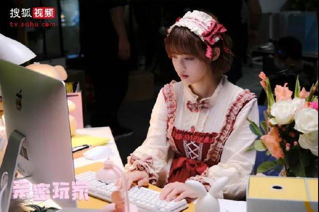 一女四男演绎另类青春，“双人设”新鲜有趣，《亲密玩家》真上头