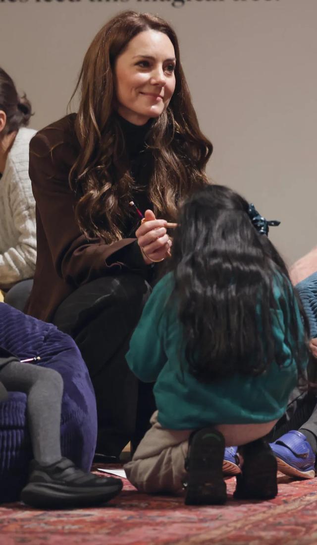 威廉凯特“爽约”BAFTA颁奖礼！