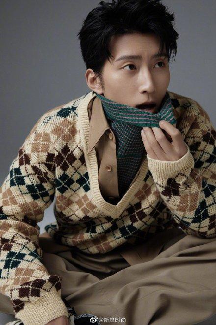 当鹿晗和李现撞衫，颜值竟被他碾压？不在一个水平线上