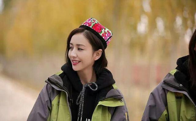 蔡徐坤下乡赶鸭子,这个爱豆这么好玩的吗?