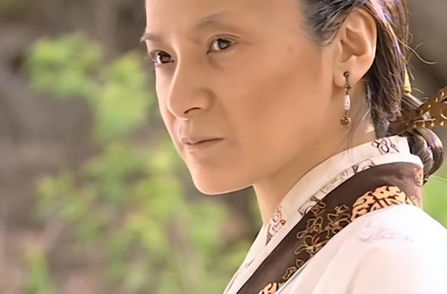 8版金花婆婆变脸黛绮丝，有人颜值惊艳，有人惨不忍睹