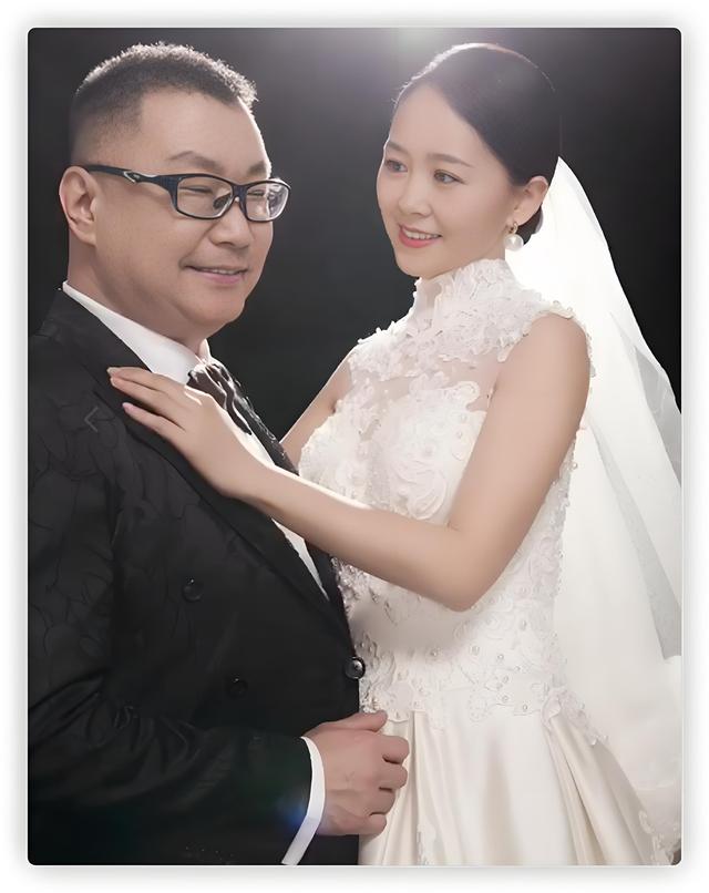 以为是夫妻实则只是搭档，如此默契难怪大众会有错觉