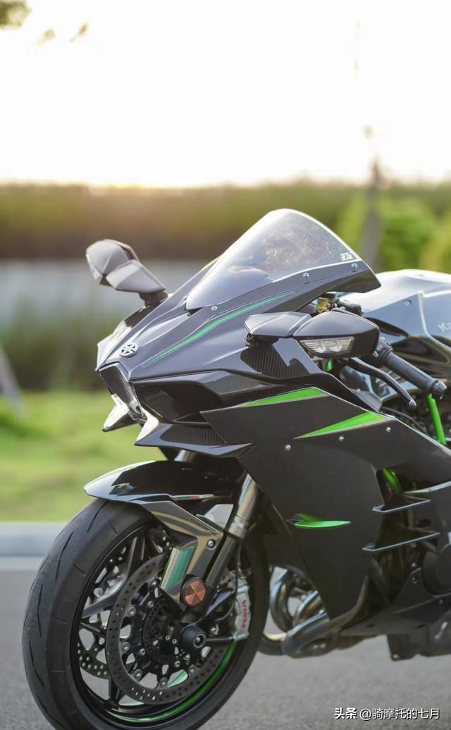 这台川崎H2C，又是多少人的梦中情车呢？