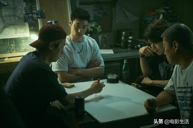 韩国最新刺激爽片！追杀戏长达1个小时，把观众紧张得满头大汗