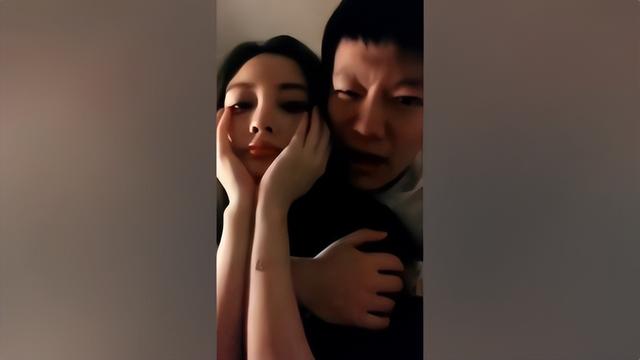 女星李小璐的出轨行为极其恶劣，跟自己干弟弟偷情，夜夜笙歌！