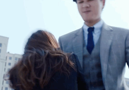 《阳光之下》7.2分大结局，他俩没攻上顶流太可惜