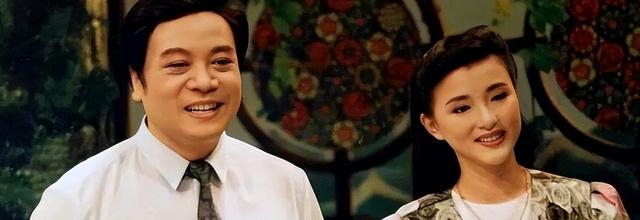 他是杨澜的儿子，不仅身高1米85，就连长相也像复制粘贴