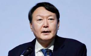 188(188票通过，尹锡悦承认罪行？新的文在寅诞生，韩国政坛风云再起)