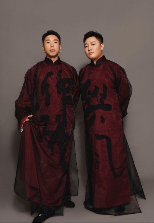 他因脸上有麻子被赐名烧饼，13岁德云社出道，今变肌肉男娶娇妻