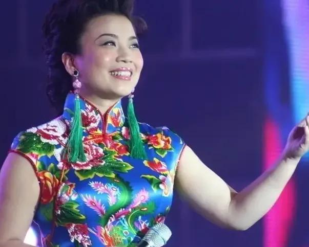 张也的美是大气的美,高贵典雅的美!(附21张高清写真图)