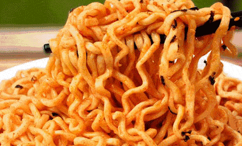 风靡一时的火鸡面为什么大受追捧？是追求刺激还是真的美味？