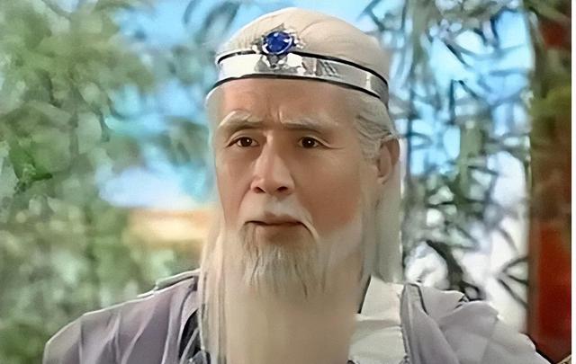 蓝天野：前半生是地下尖兵，后半生是戏剧演员，94岁获七一勋章