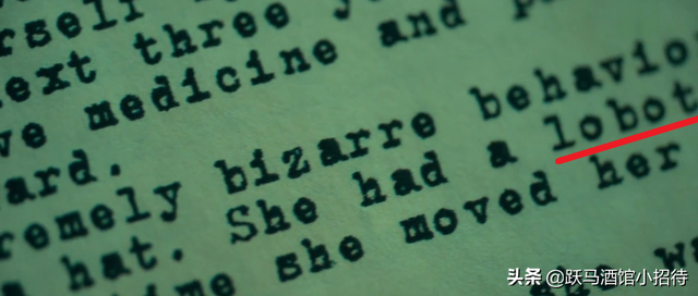 杰昆·菲尼克斯的《小丑》究竟牛在哪，看看这些可怕的细节