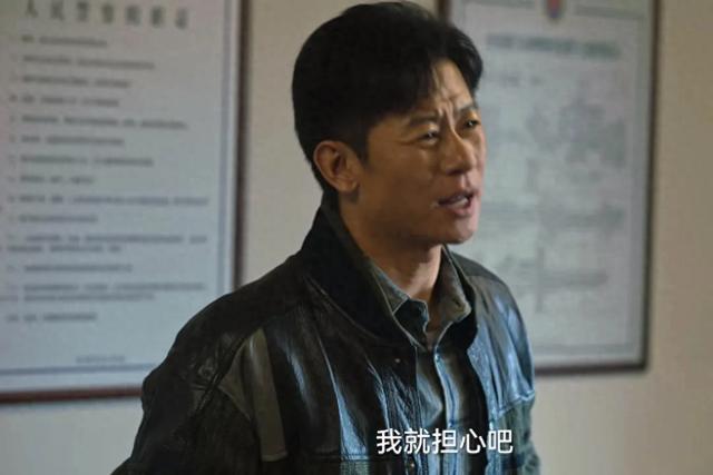 重温《狂飙》：原来，李响才是第一个利用安欣的那个人