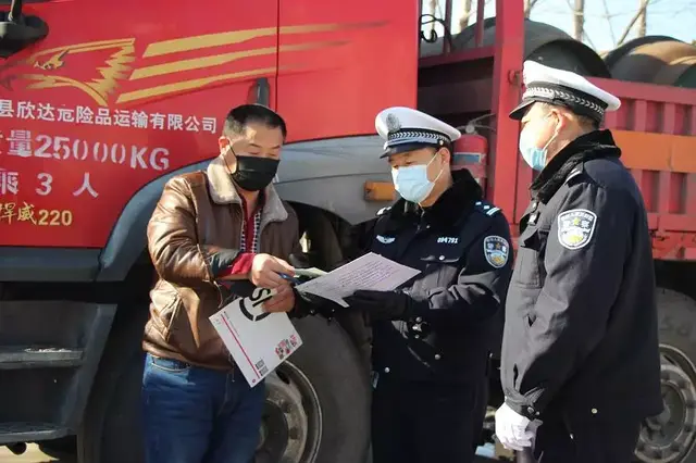 我工作中的“断”与“不断”——  一位公安战疫交警的心路告白