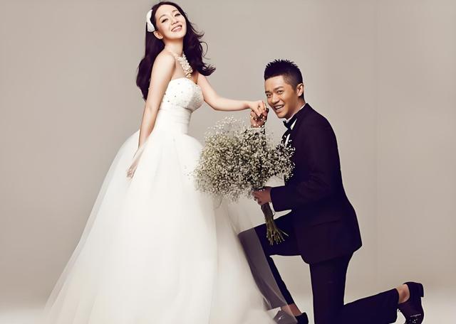 以为是夫妻实则只是搭档，如此默契难怪大众会有错觉