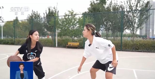 17年为4000多个孩子篮球启蒙 他用行动传递热爱