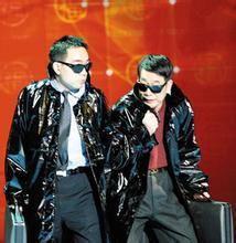 出生于相声世家，最经典的父子组合，如今转当演员过着杨光的生活