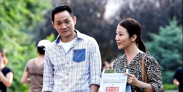 妻子佟欣离世14年后，那个说永不再娶的果靖霖，履行承诺了吗？