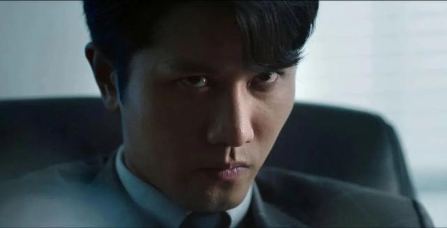 《阳光之下》7.2分大结局，他俩没攻上顶流太可惜