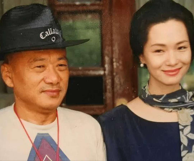 嫁大18岁的凌峰，婚后丈夫不给生活费，青岛美女的贺顺顺图什么