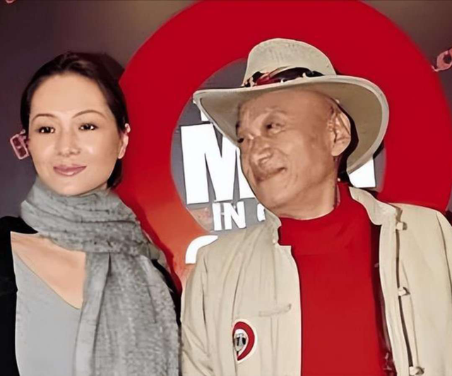 嫁大18岁的凌峰，婚后丈夫不给生活费，青岛美女的贺顺顺图什么