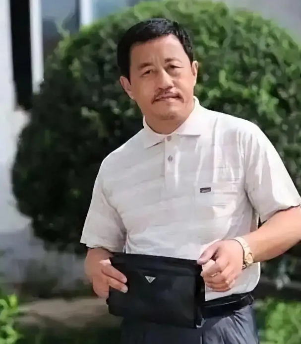 从《乡村爱情》中消失的7位演员： 2个被换掉，3个去世，2个退出