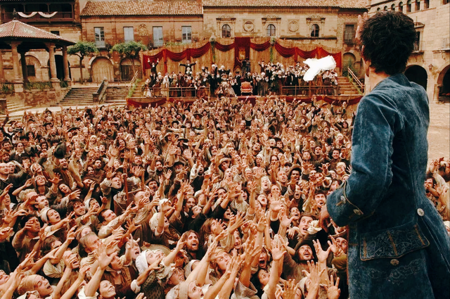 《香水》：嗅觉天才26场“香艳”谋杀，揭开资本追逐下的人性虚无