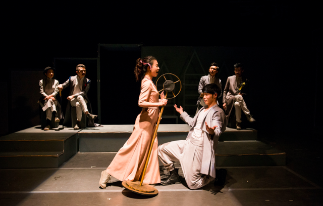 宇宙夫妇，我们只管爱，不论其他！