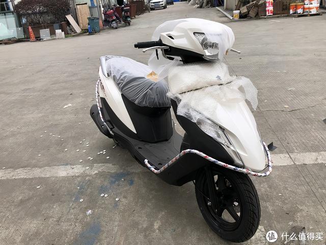 对比之后，终于提了铃木uu125，开箱记录