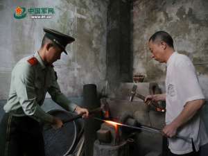 卢剑(奋战七天抗击泥石流，忘不了那把湛卢剑)