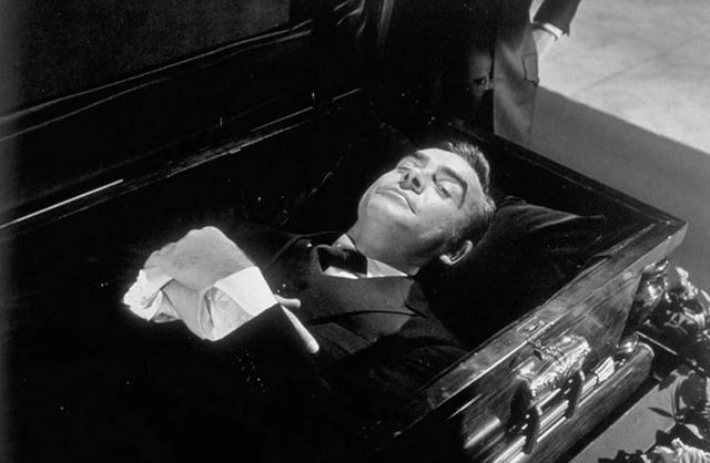 肖恩·康纳利：来自底层的他最看不惯装腔作势，包括007丨人物