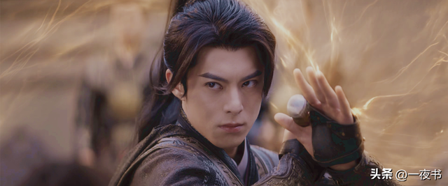 《大奉打更人》看懂许七安得一剑一龙一神，才知，他为何放弃皇位