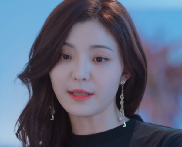 《暖阳之下》三位女主，高露大气，陈紫函霸气，另一个则充满灵气